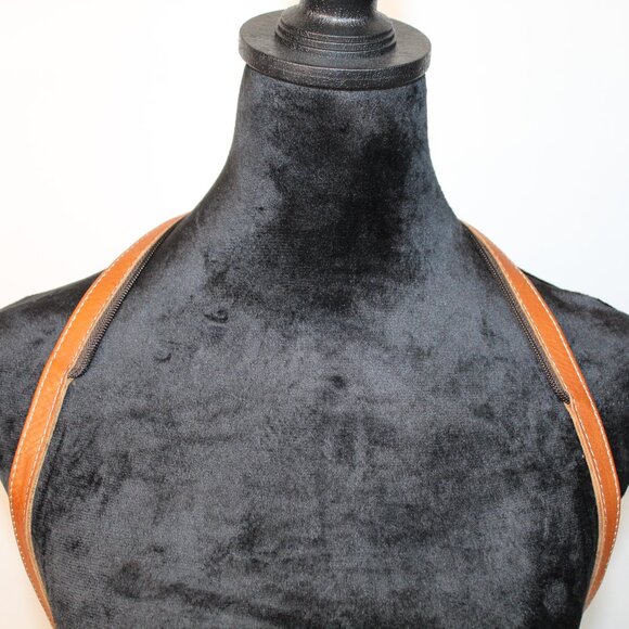 Yacon Handcrafted Wool and Faux Leather Backpack - Picture 10 of 16